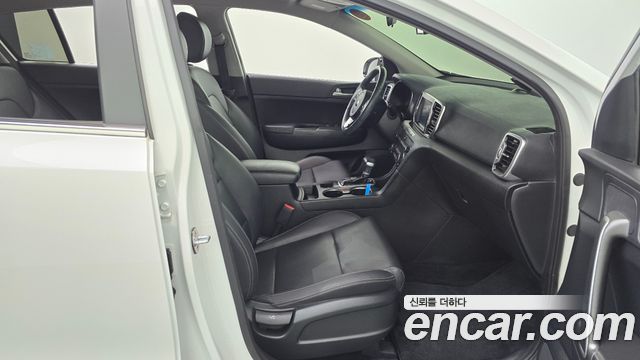 Kia Sportage Diesel 2WD Prestige — photo 1 of 20