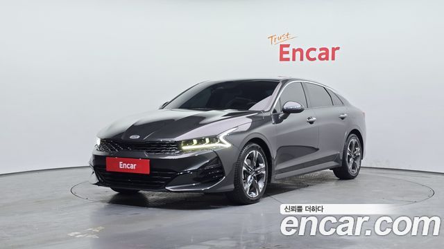 Kia K5 2.0 — photo 1 of 20