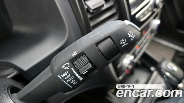 KG_Mobility_Ssangyong Rexton Diesel 2.2 4WD — photo 1 of 20
