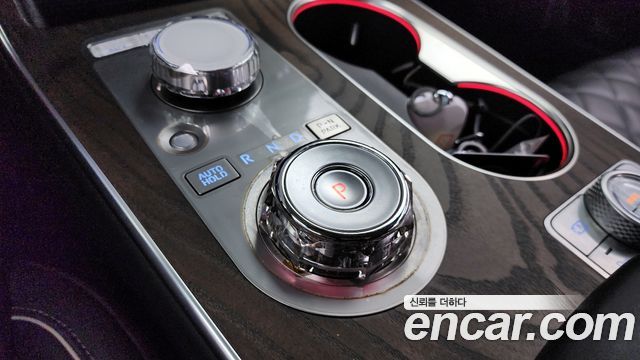 Genesis GV80 3.5T Gasoline AWD — photo 1 of 20