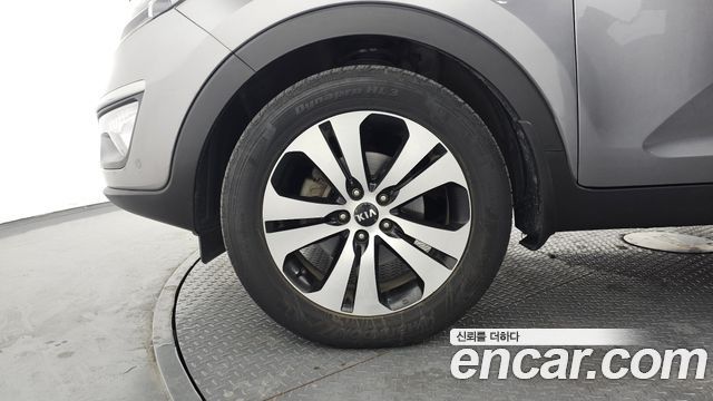 Kia Sportage Diesel 2WD TLX — photo 1 of 20