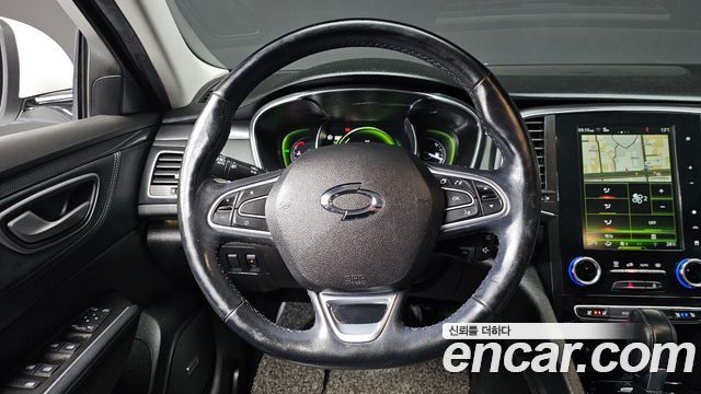Renault-KoreaSamsung SM6 1.5 dCi LE — photo 1 of 20