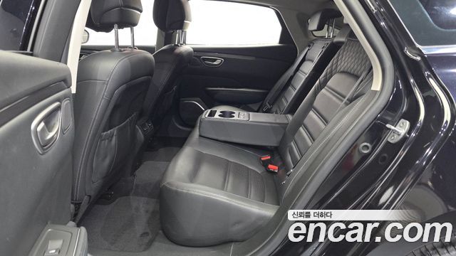 Renault-KoreaSamsung SM6 2.0 GDe LE — photo 1 of 20