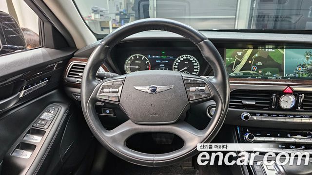 Genesis EQ900 3.8 GDI AWD — photo 1 of 20