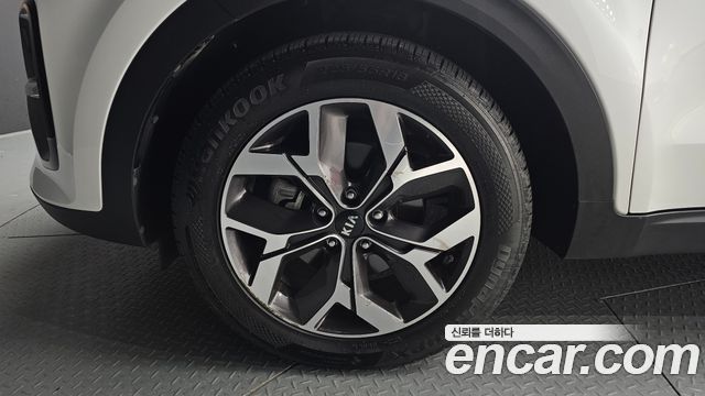 Kia Sportage Diesel 1.6 2WD — photo 1 of 20