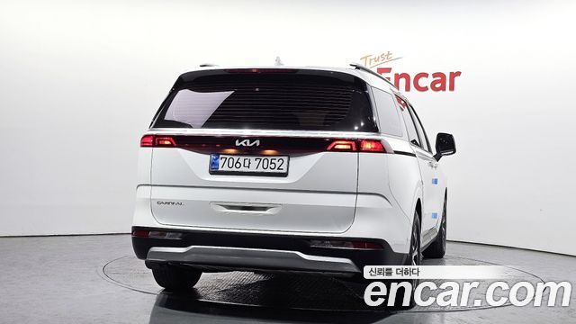 2023 Kia Canival Diesel 11-Seater Prestige, photograph 4