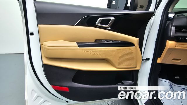 2023 Kia Canival Diesel 11-Seater Prestige, photograph 8