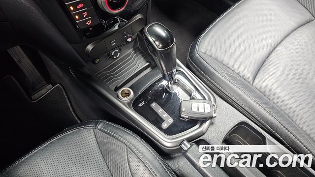 KG_Mobility_Ssangyong TIBOLI Diesel IX 2WD — photo 1 of 31