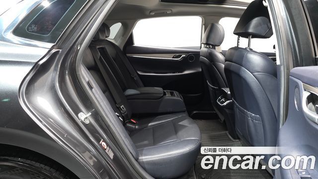Hyundai Grandeur Premium Choice
