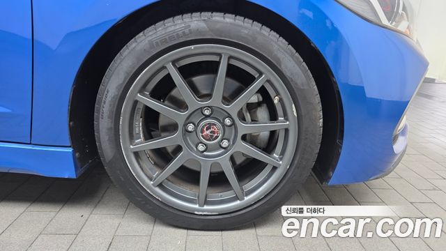 2016 Hyundai AVANTE 1.6 Turbo Sport, photograph 3