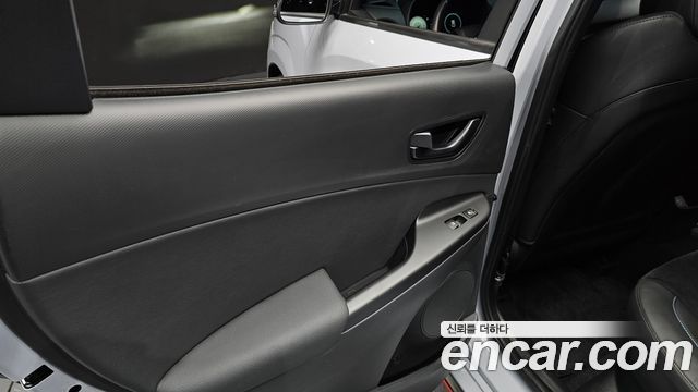 Hyundai Kona Gasoline 2.0 2WD — photo 1 of 31