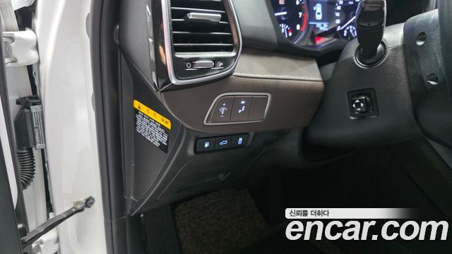 Hyundai Grandeur 2.4 Premium — photo 1 of 32