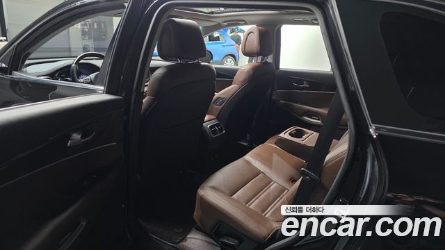 Kia Sorento Diesel 2.0 2WD — photo 1 of 33