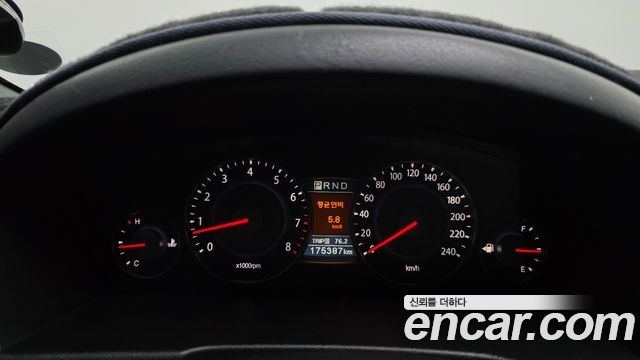 Kia OPIRUS GH270 Special — photo 1 of 20
