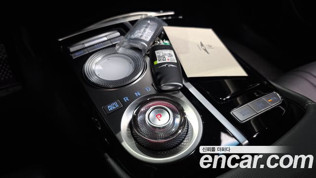 Genesis G80 Gasoline 2.5 Turbo AWD — photo 1 of 39