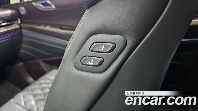 Genesis GV80 2.5T Gasoline AWD — photo 1 of 39
