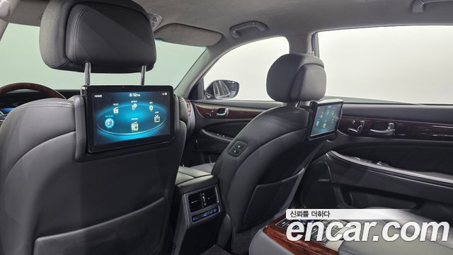 Hyundai Equus VS380 — photo 1 of 30