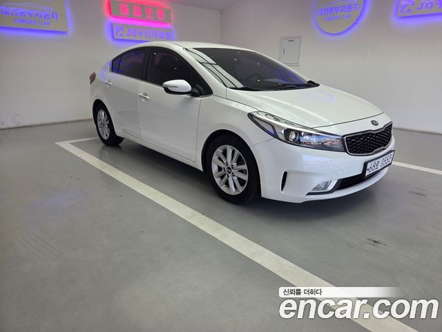 Kia K3 Diesel Trendy — photo 1 of 18