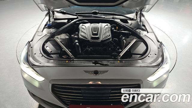 Genesis EQ900 3.3 T-GDI — photo 1 of 20