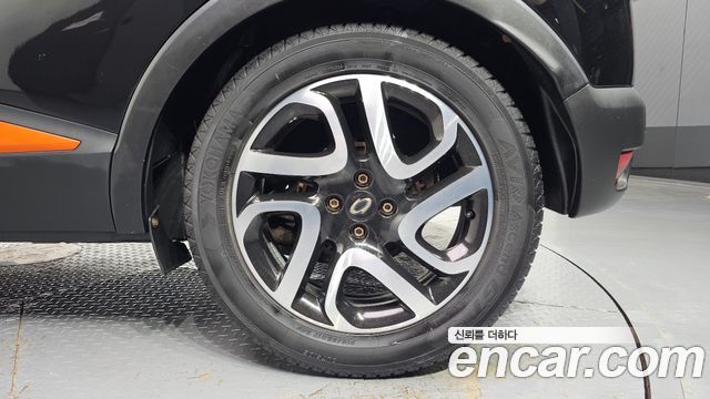 2014 Renault-KoreaSamsung QM3 RE, photograph 11