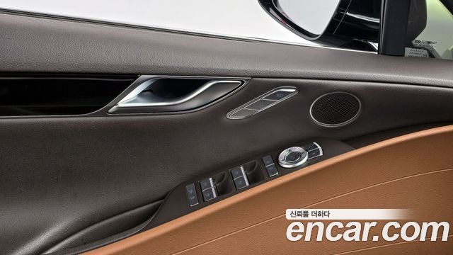 Genesis G80 Gasoline 2.5 Turbo AWD — photo 1 of 20