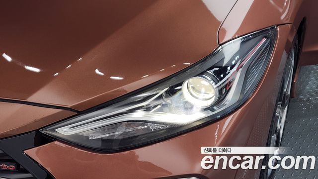 Hyundai AVANTE 1.6 Turbo Sport — photo 1 of 31