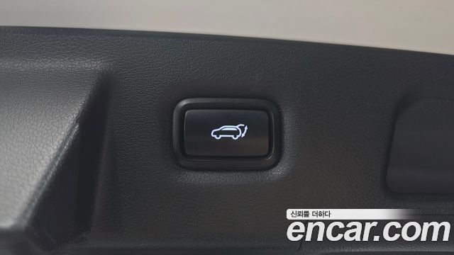 Hyundai Santafe Diesel 2.0 2WD — photo 1 of 34