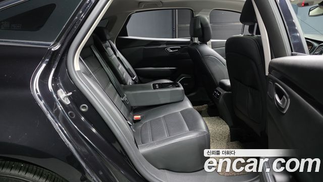 Renault-KoreaSamsung SM6 2.0 GDe LE — photo 1 of 33