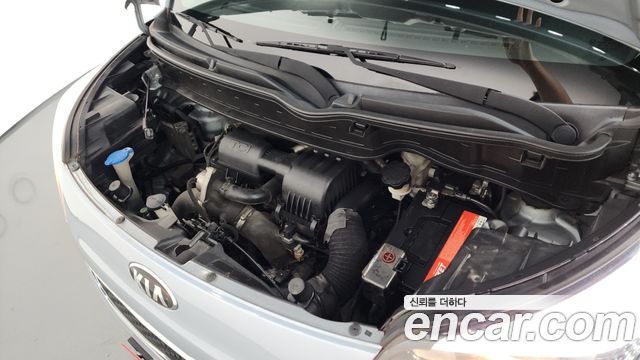 Kia RAY Turbo Prestige — photo 1 of 32
