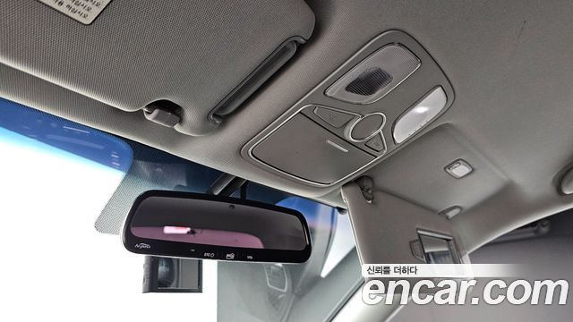 Kia Sorento Diesel 2.0 2WD — photo 1 of 20