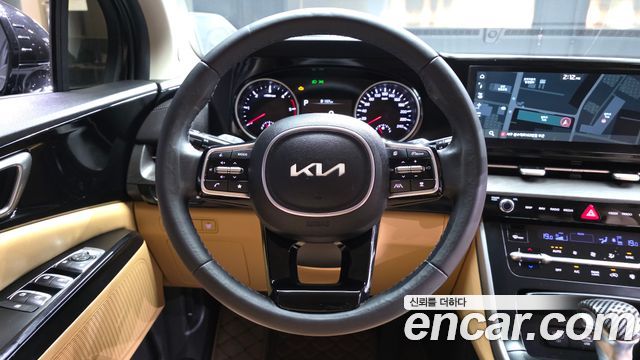 2022 Kia Canival Diesel 9-Seater Prestige, photograph 4