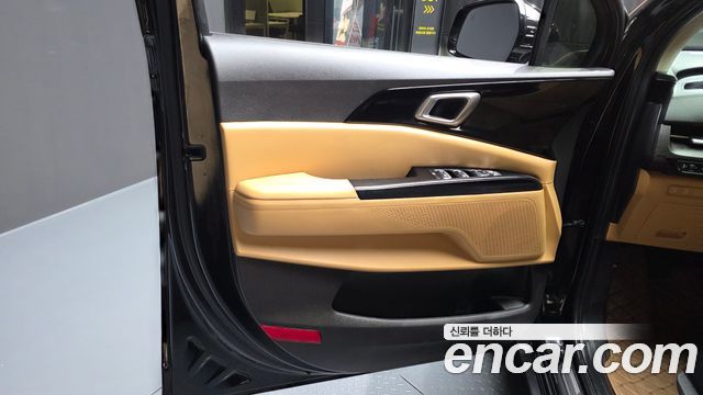 2022 Kia Canival Diesel 9-Seater Prestige, photograph 5