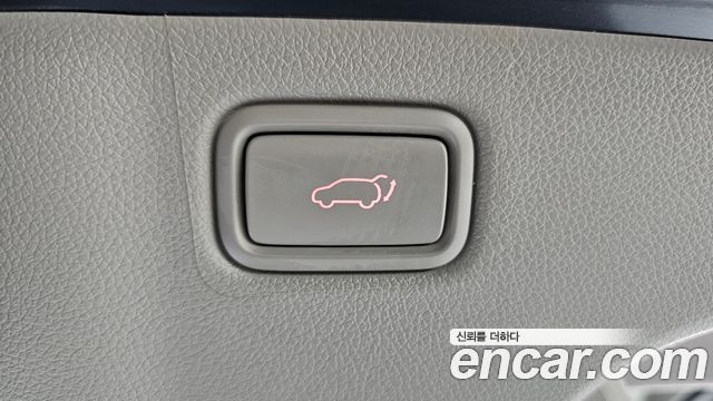Kia Canival 9-Seater Noblesse Special — photo 1 of 30