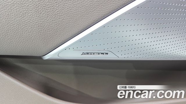 Kia K9 3.8 GDI — photo 1 of 36