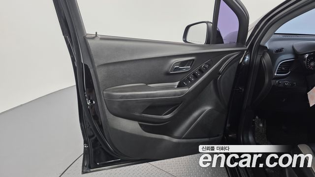 ChevroletGMDaewoo Trax 1.4 Perfact Black — photo 1 of 31