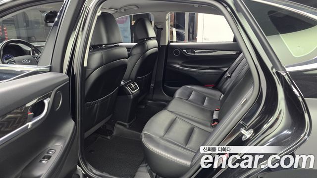 2017 Hyundai Grandeur 2.4 Modern, photograph 10