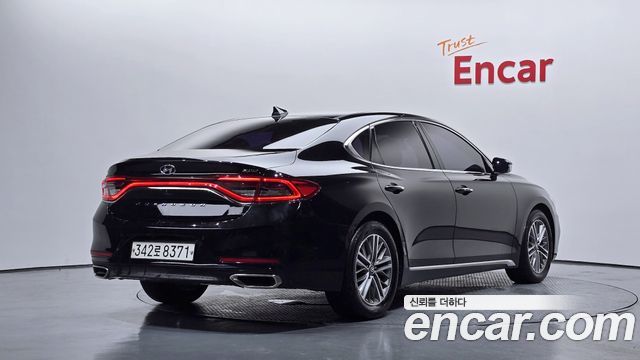 2017 Hyundai Grandeur 2.2 Diesel Modern, photograph 11