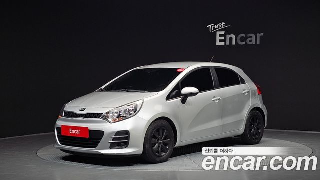 Kia pride 5DR 1.6 GDI — photo 1 of 20