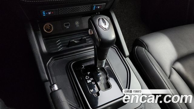 KG_Mobility_Ssangyong Rexton Diesel 2.2 4WD — photo 1 of 35
