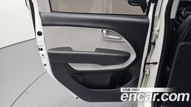 Kia RAY Van — photo 1 of 30