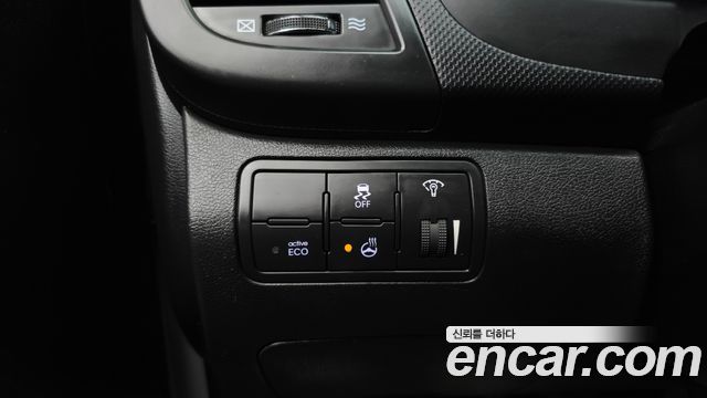 2013 Hyundai Accent WIT 1.6 GDI Premium, photograph 12