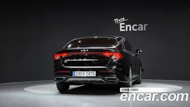 Kia K5 2.0 — photo 1 of 35