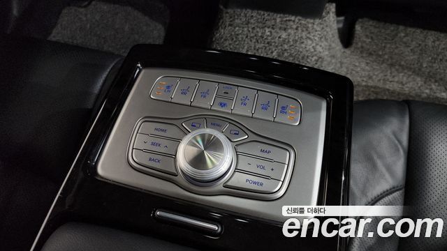 Hyundai Genesis BH330 Premium — photo 1 of 33