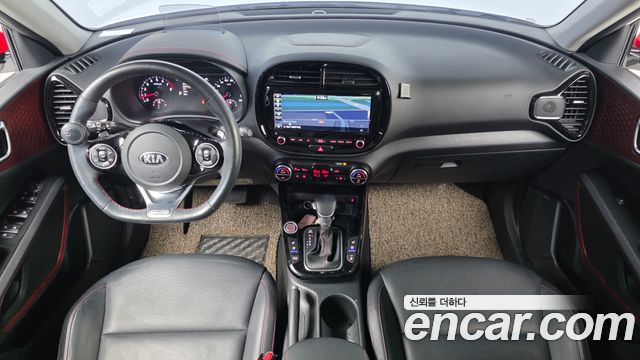 Kia Soul 1.6 T-GDI Noblesse — photo 1 of 32