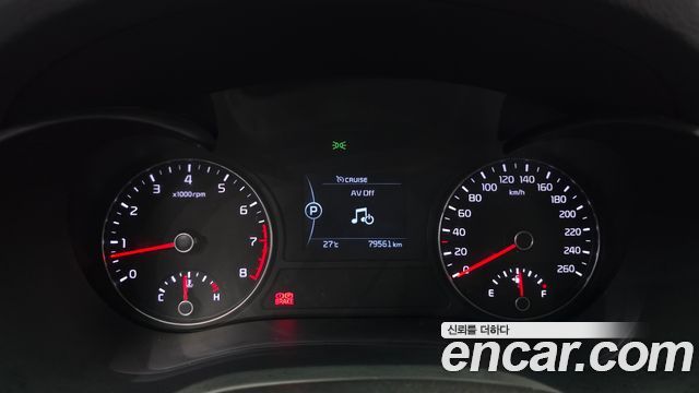 Kia K5 LPI MX — photo 1 of 31