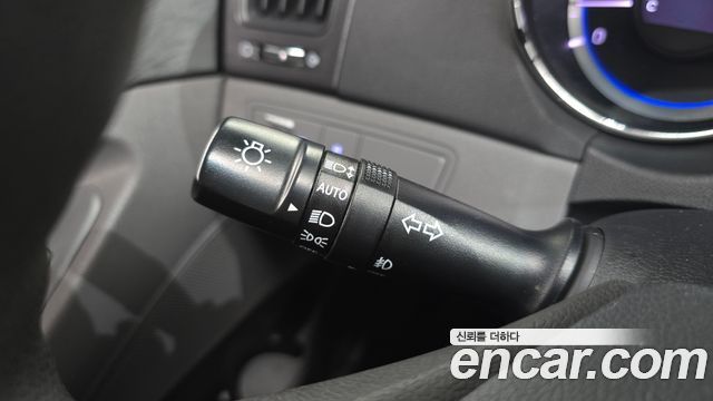 2012 Hyundai Sonata CVVL Style, photograph 5