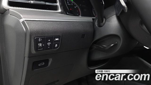 Kia K5 1.6 Turbo — photo 1 of 32