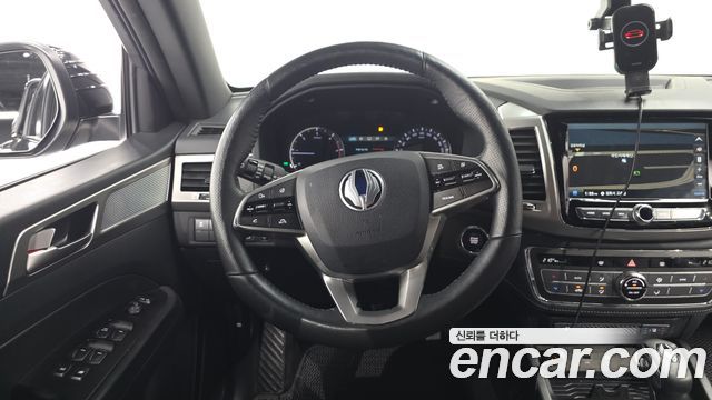 KG_Mobility_Ssangyong Rexton Diesel 2.2 4WD — photo 1 of 30