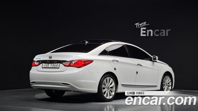 Hyundai Sonata Top — photo 1 of 31