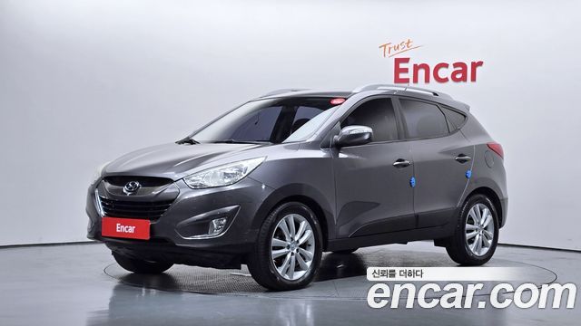2009 Hyundai Tucson Diesel 2WD LX20, photograph 4